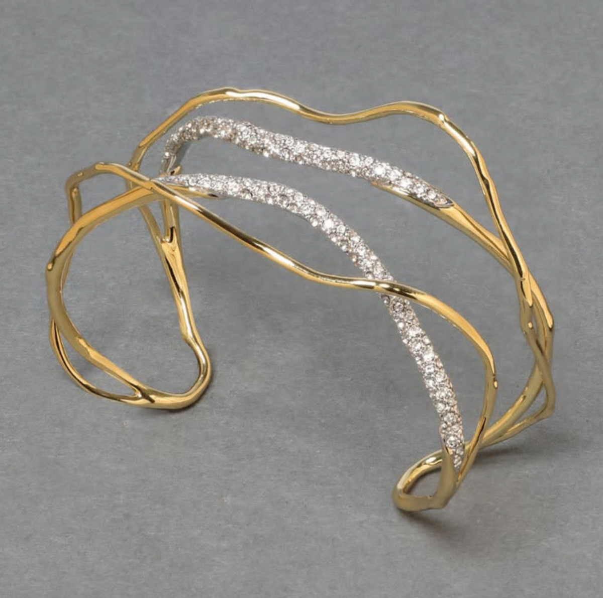 Fashionable 18K Gold-Plated Brass Zirconia Open Bangle
