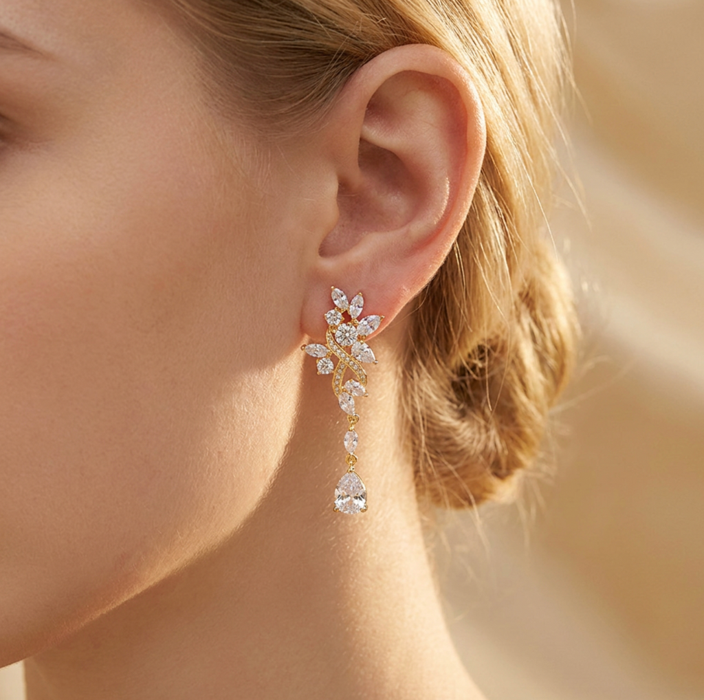 Women’s Leaf Cluster Zircon Teardrop Dangle Earrings